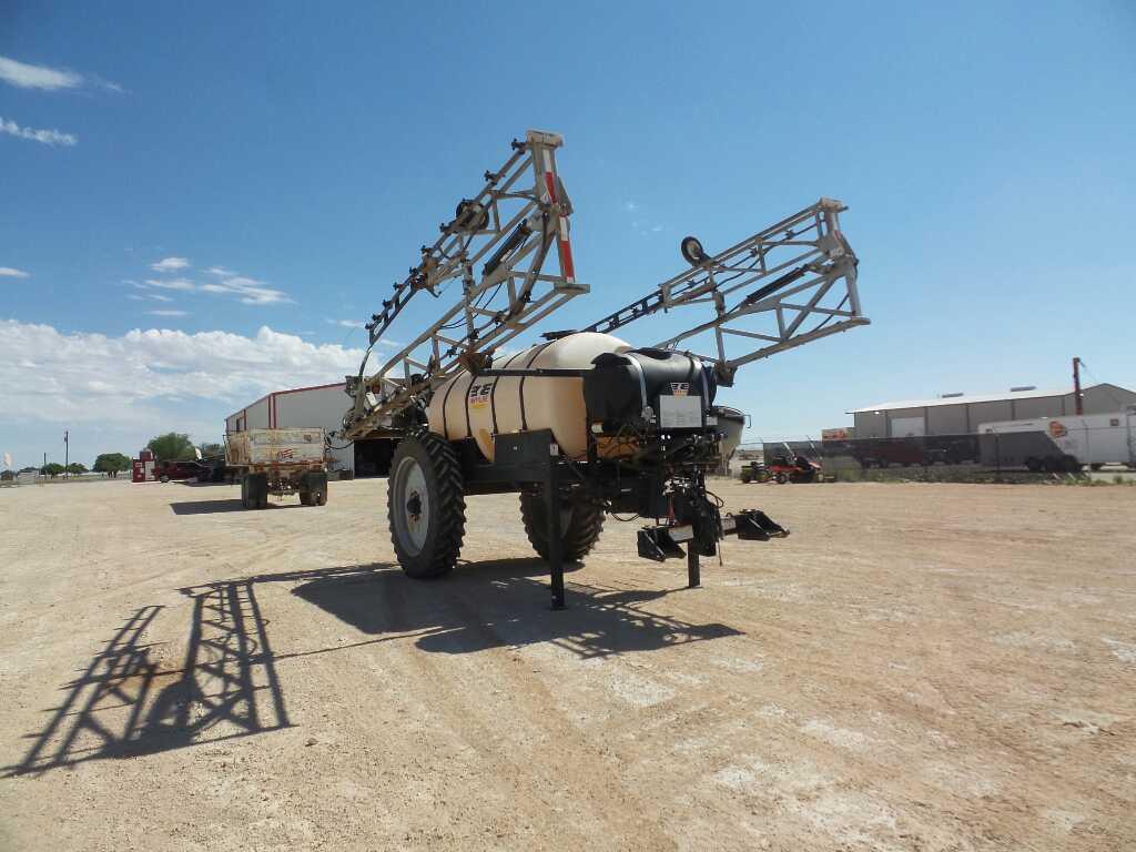 Wylie Pull Behind Sprayer