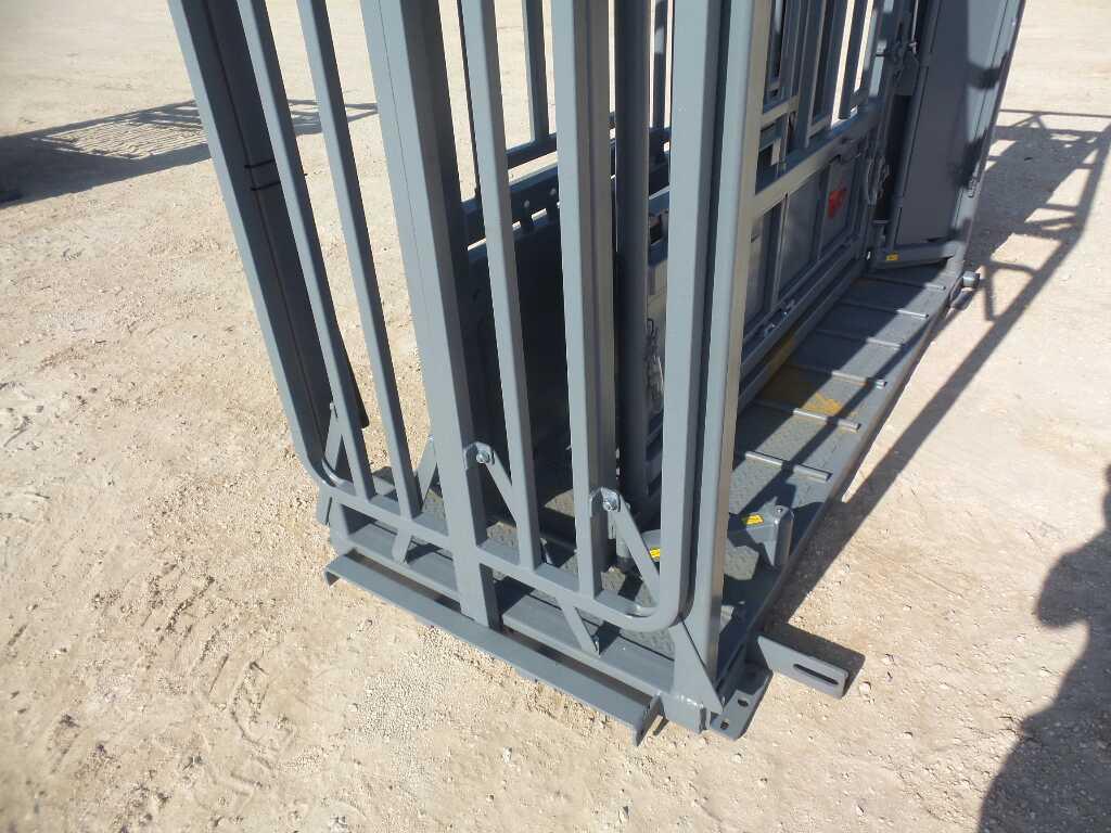 Toro Cattle Chute