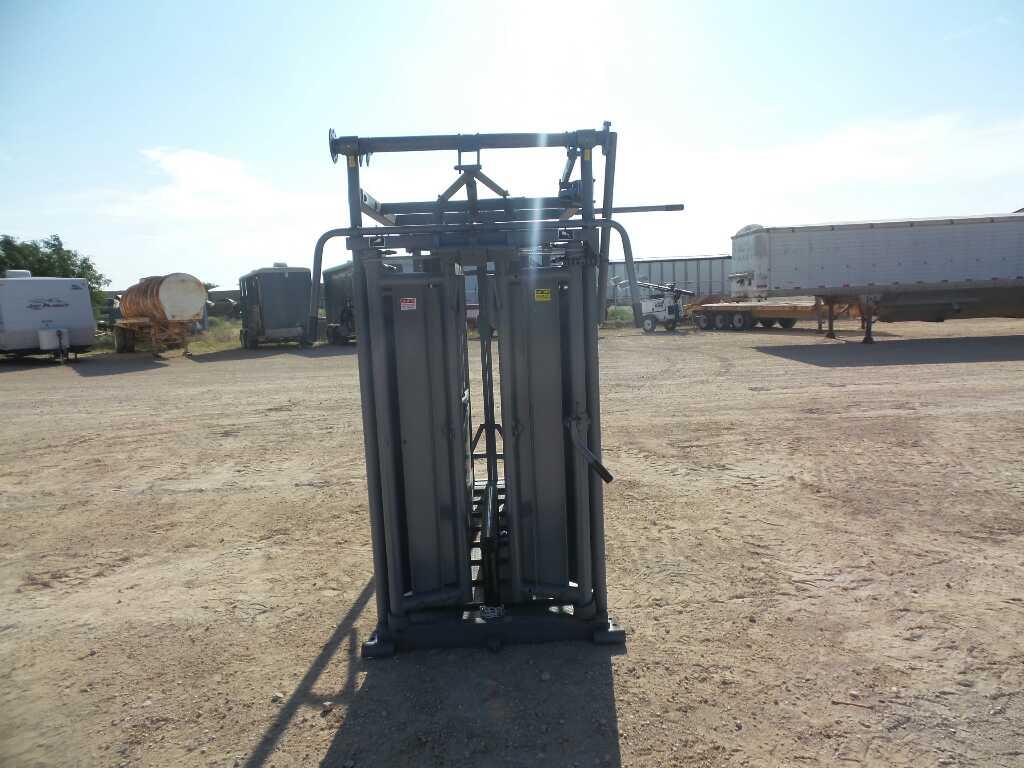 Toro Cattle Chute