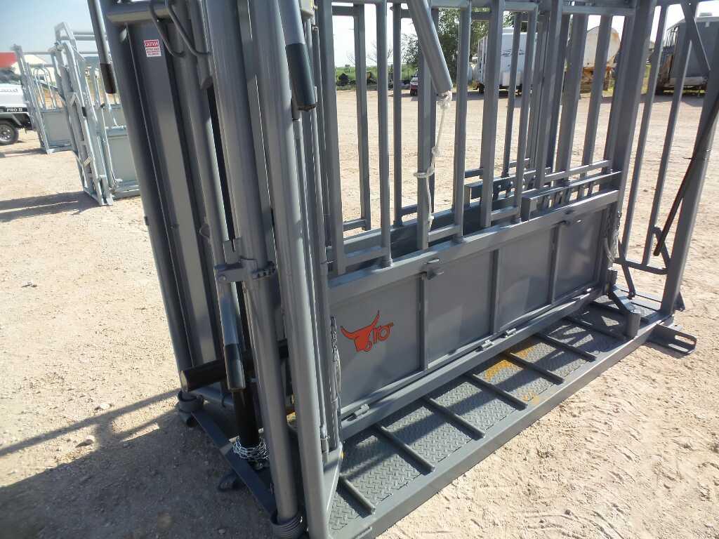 Toro Cattle Chute