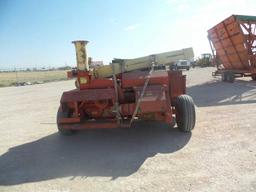 Gehl CB1000 Forage Harvester