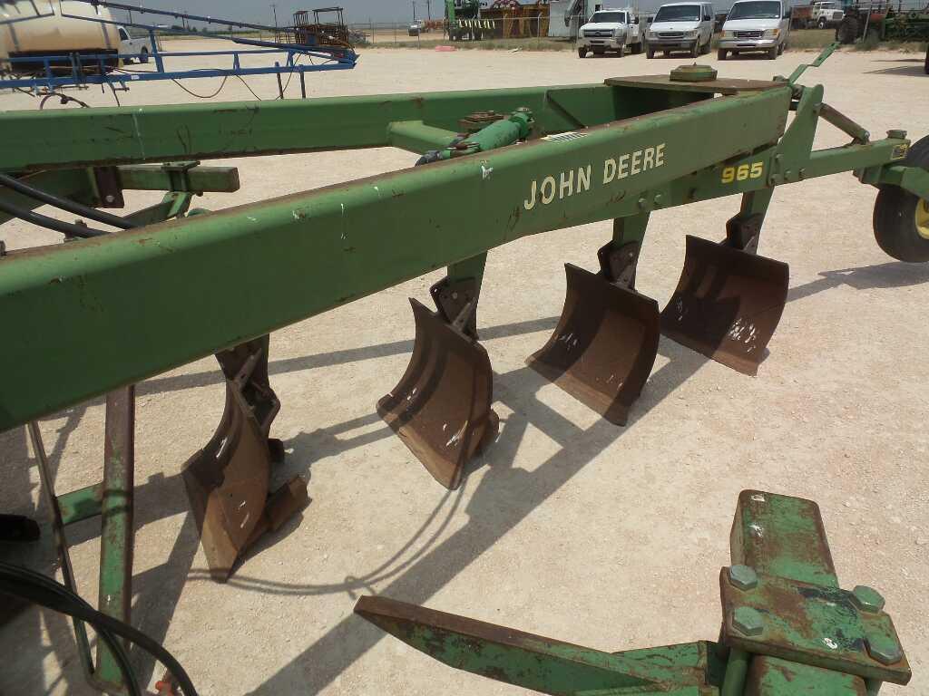 John Deere 965 Switch Plow