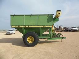 John Deere 1210 Grain Cart