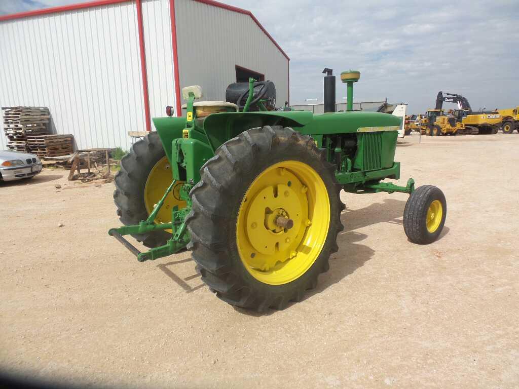 1962 John Deere 4010 Tractor