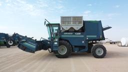 2005 Amadas 9960 Peanut Combine