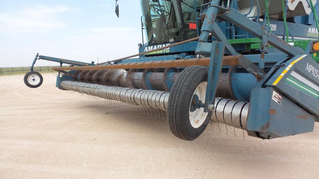 2012 Amadas 9970 Peanut Combine