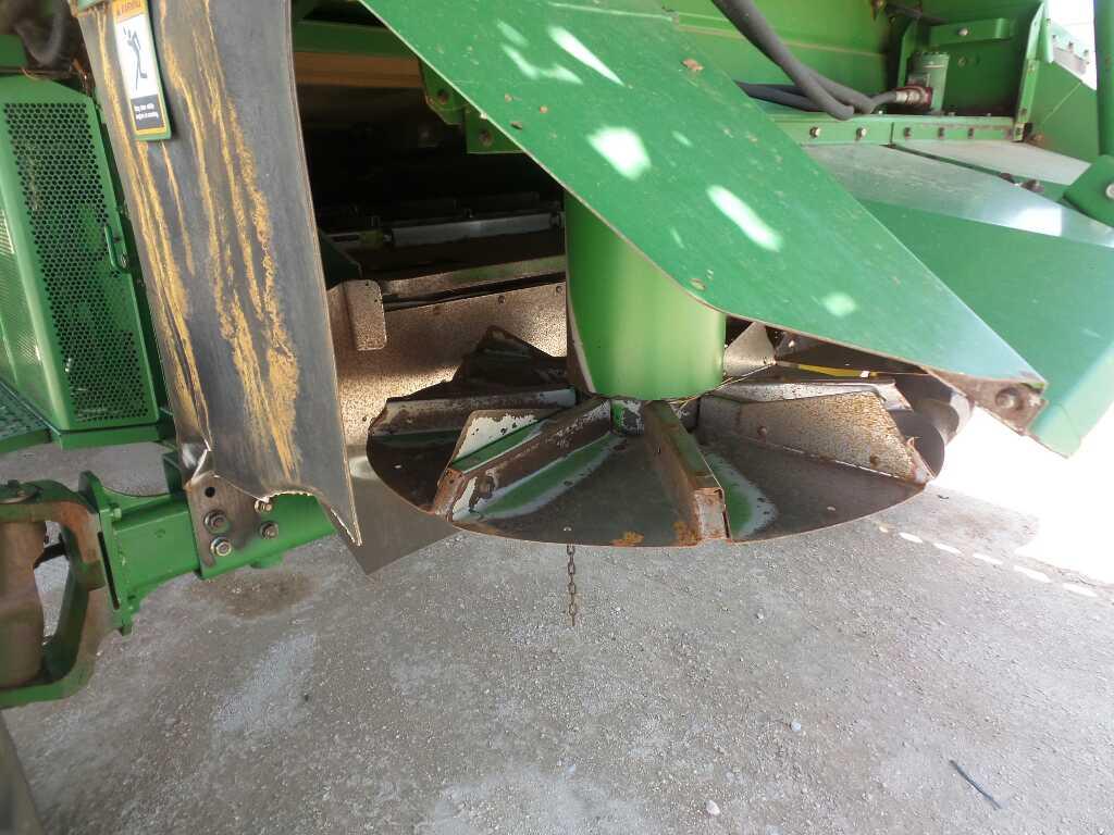 2001 John Deere 9750sts Combine