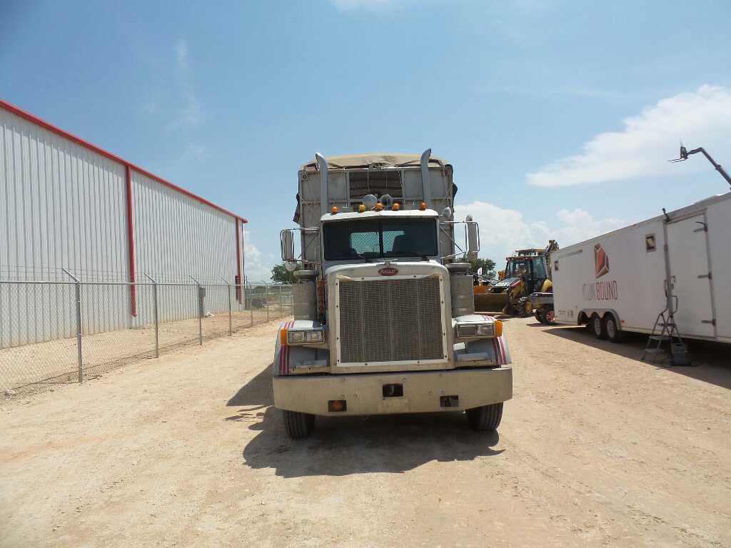 *1988 Peterbilt 379 Module Truck