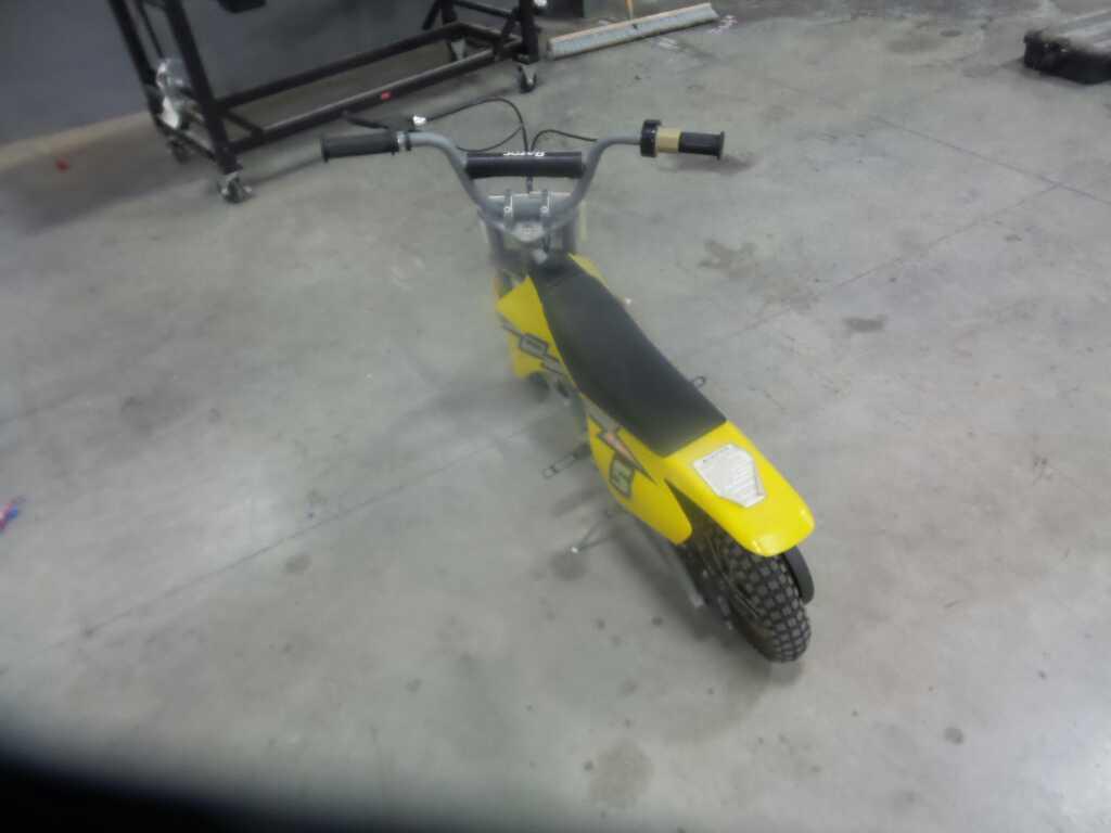 Razor MX350 Mini Dirt Bike