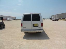 *2004 Ford E-350 XLT Super Duty Passenger Van