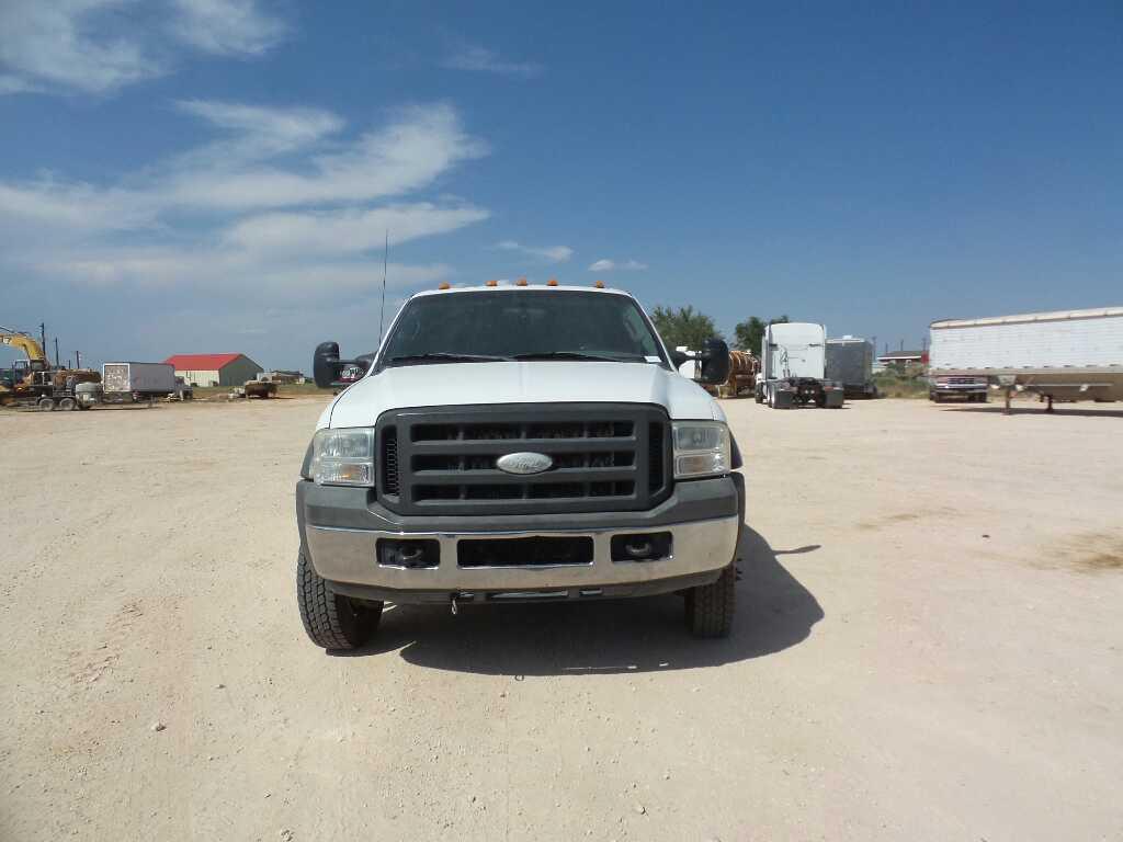 2005 Ford F-450 XL Super Duty Service Pickup