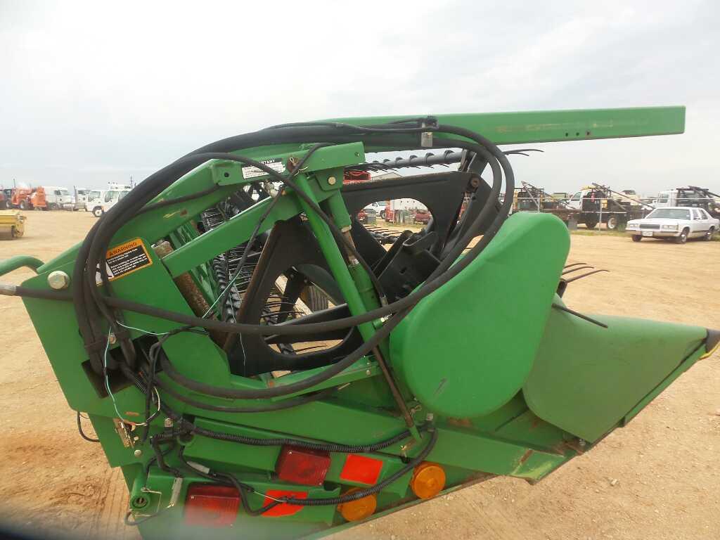 John Deere 936D Draper Platform Header