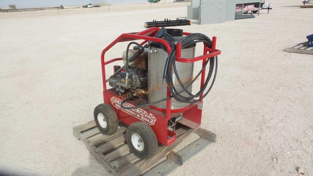 Magnum Gold 4000 Series Pressure Washer