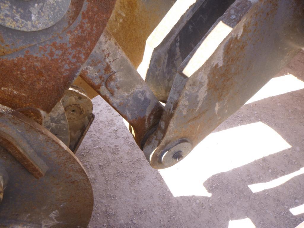 Volvo L220F Wheel Loader