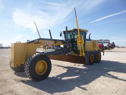 John Deere 772GP Motor Grader