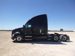 2011 Kenworth T700 Truck Tractor