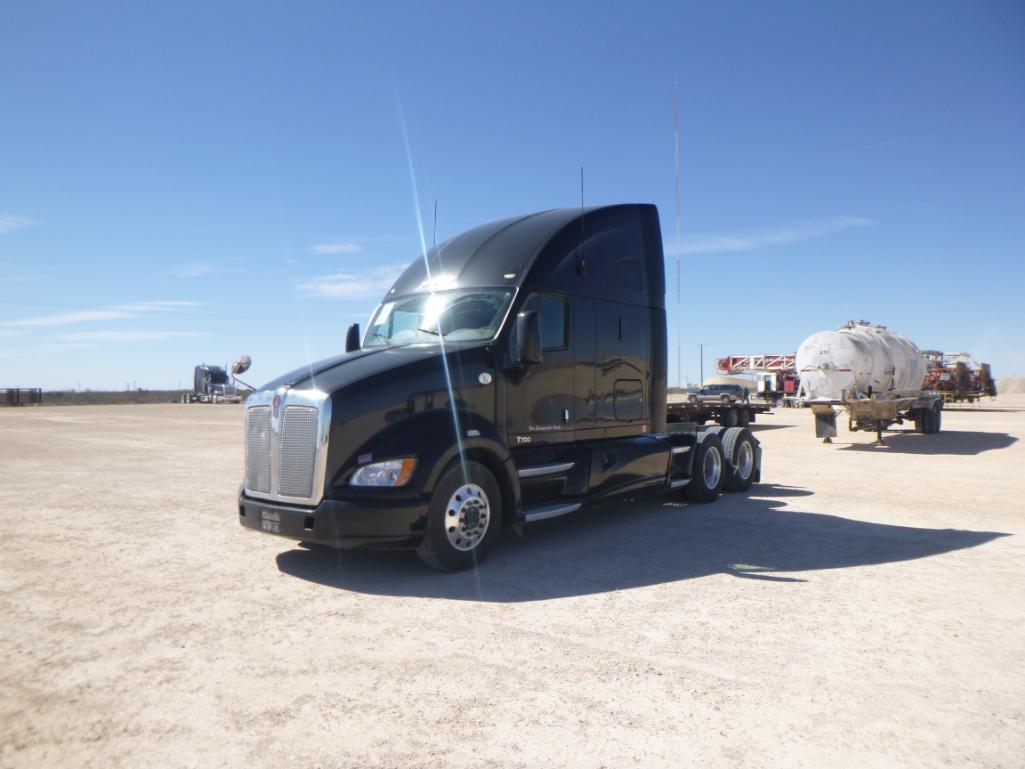 2011 Kenworth T700 Truck Tractor