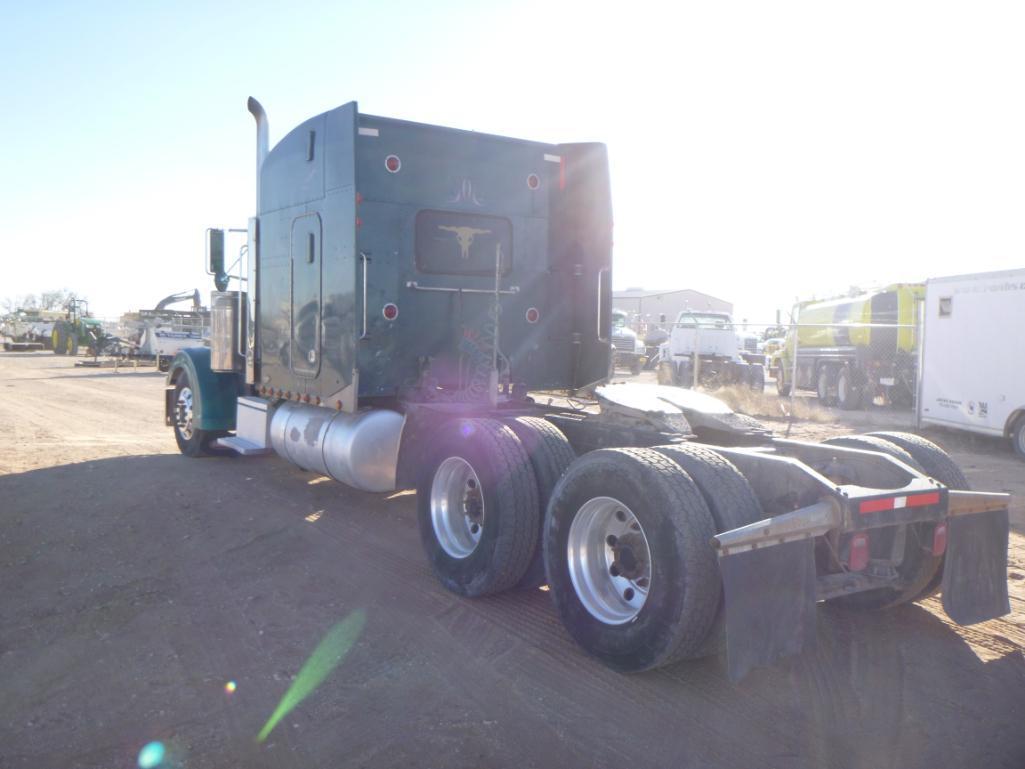 1999 Peterbilt 379 Truck Tractor