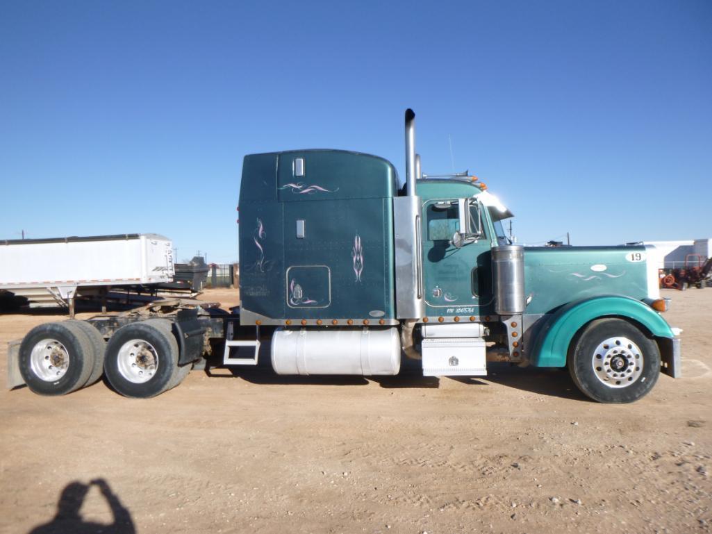 1999 Peterbilt 379 Truck Tractor