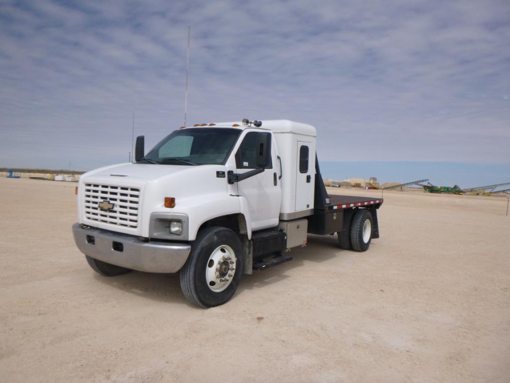 2005 Chevrolet C7500 Flatbed Truck