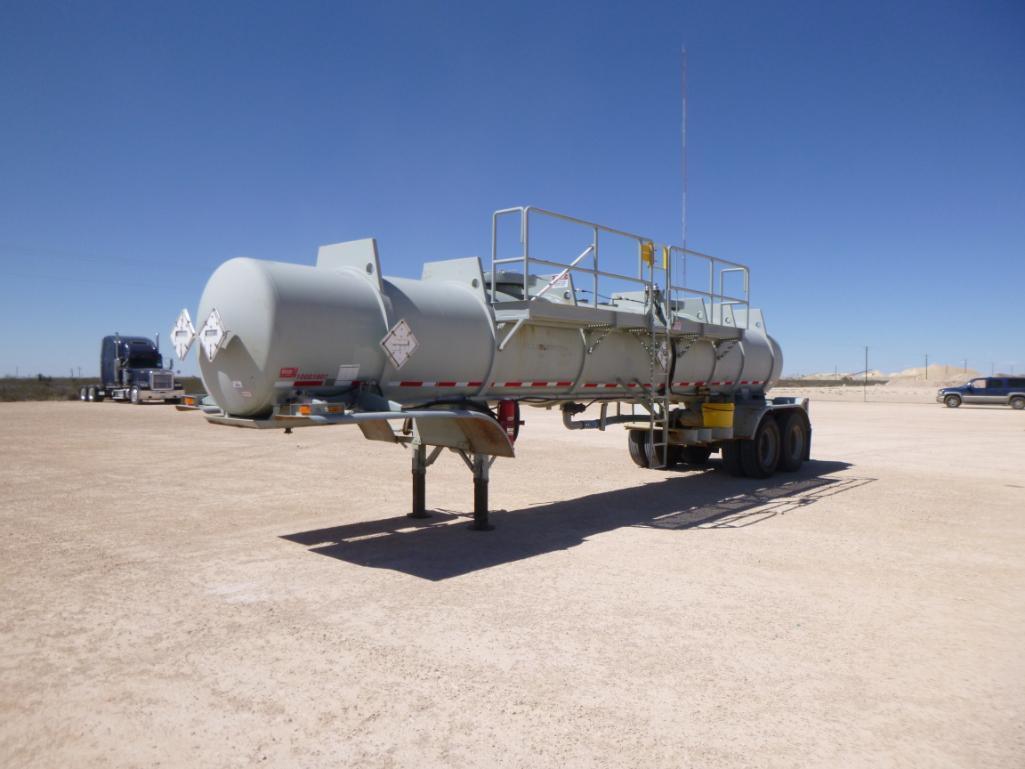 1982 Trailmaster Acid Tank Trailer