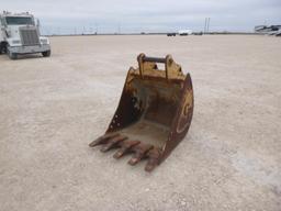 Case 35" Excavator Bucket