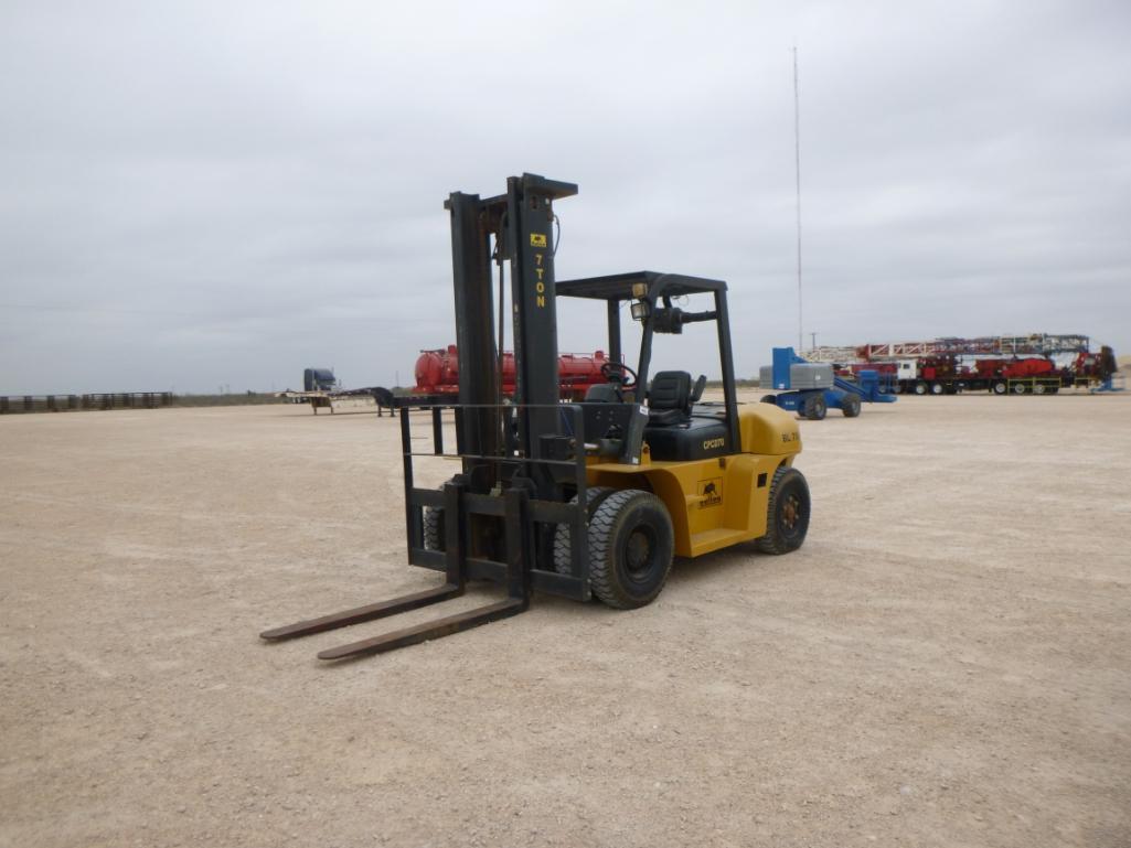 Bullog CPCD70 Forklift