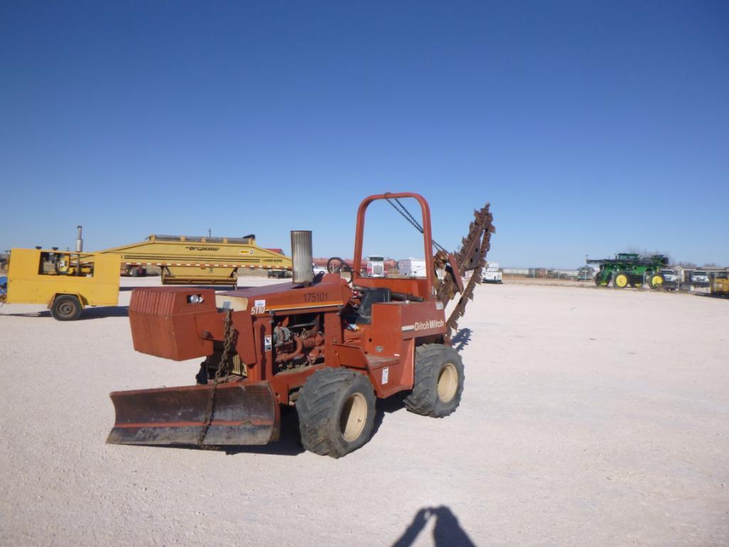 Ditch Witch 5110 Trencher