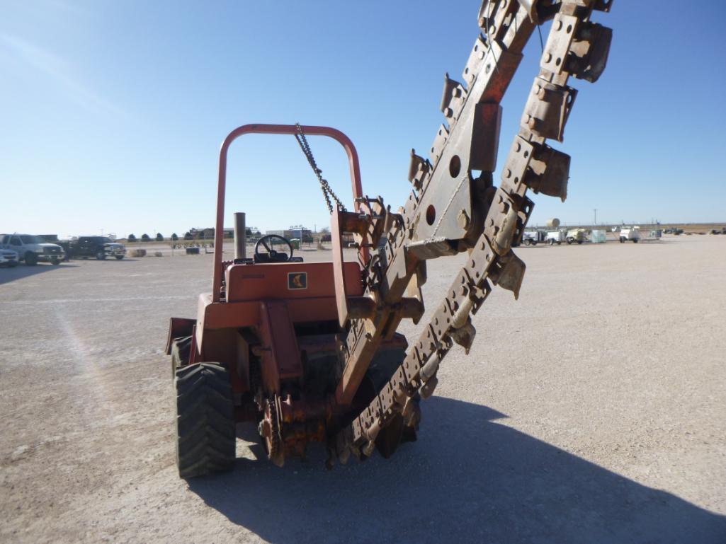 Ditch Witch 5110 Trencher