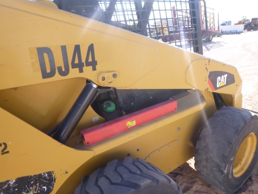 CAT 252B3 Skid Steer Loader