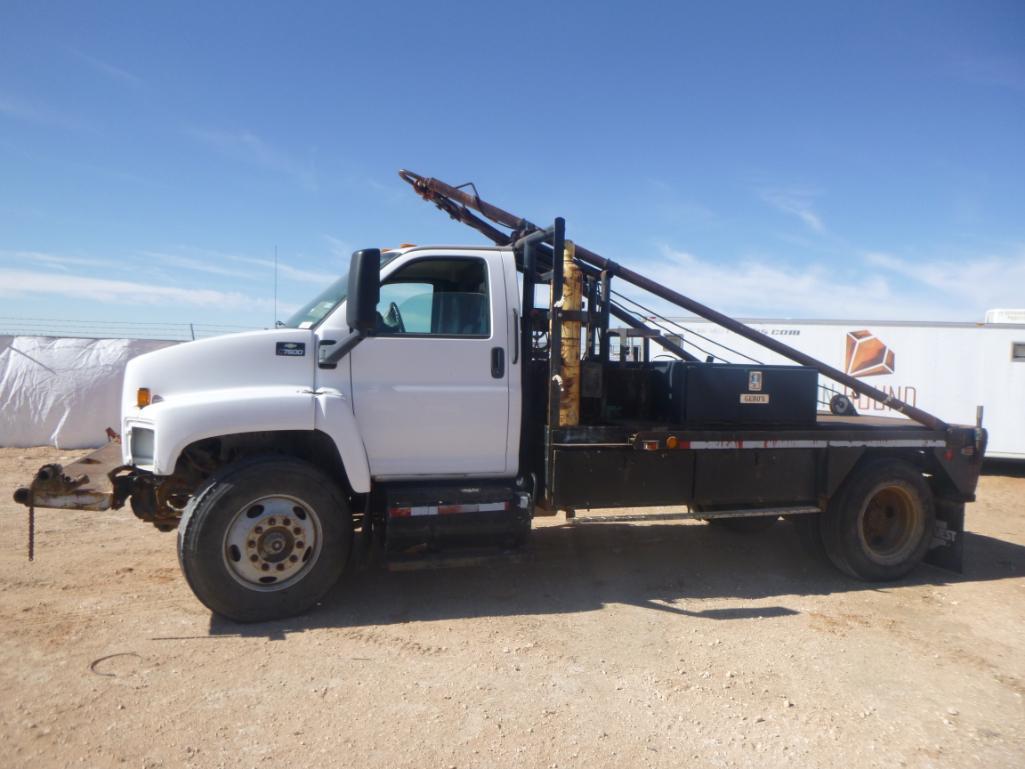 *2008 Chevrolet C7500 Roustabout Truck