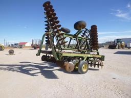 John Deere T0230 Disc Plow