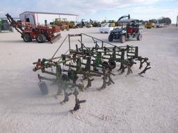 John Deere Cultivator