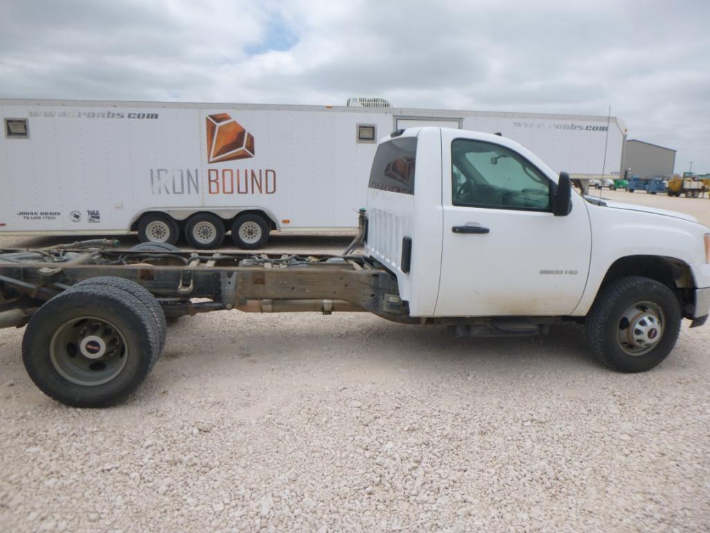 2013 GMC 3500HD Dully Pickup