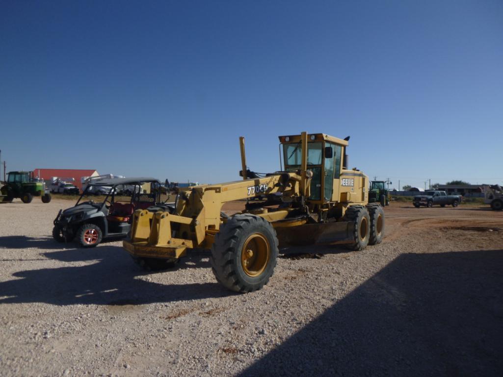 John Deere 770 CH Motor Grader,