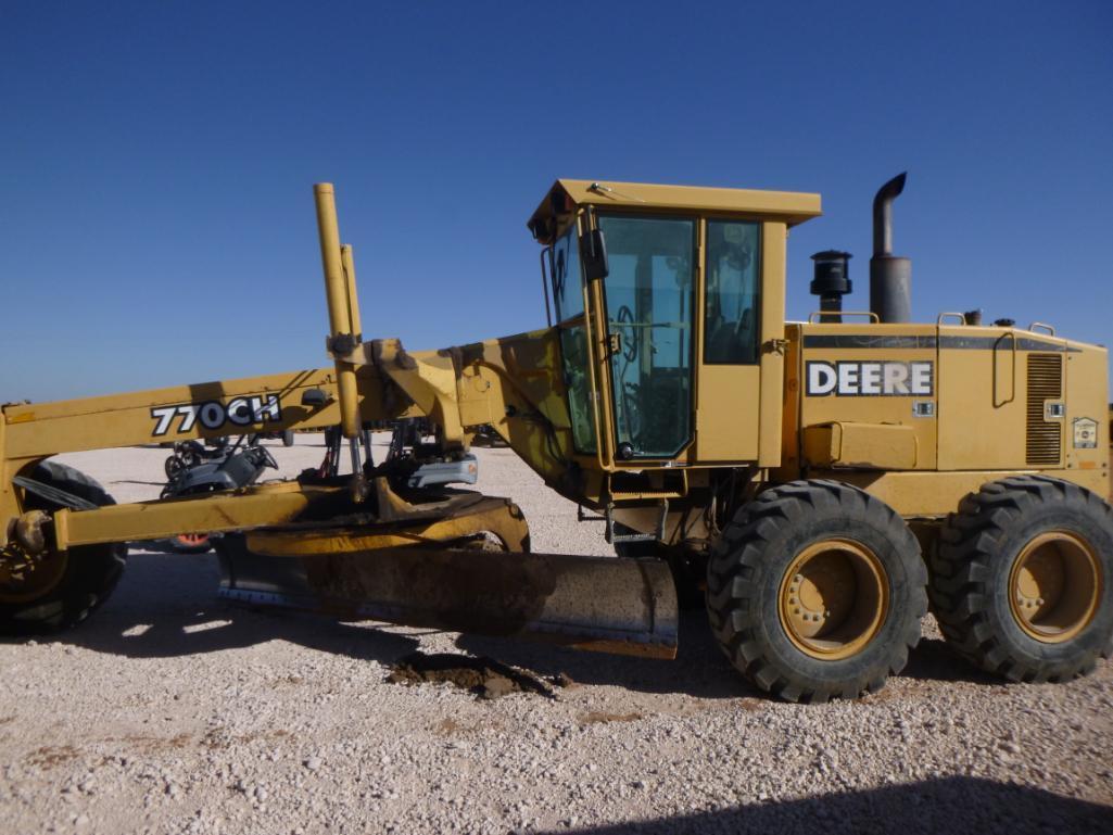 John Deere 770 CH Motor Grader,