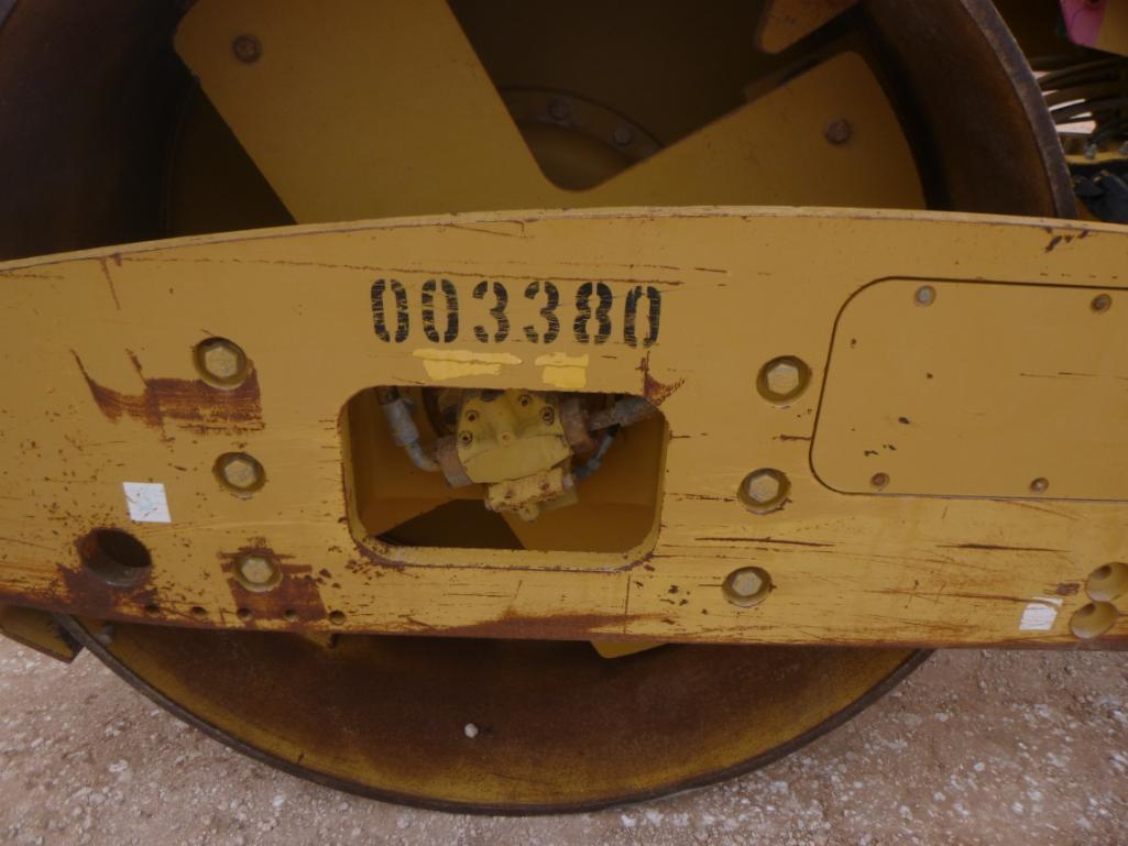 CAT CS563E Smooth Drum Vibratory Compactor Roller