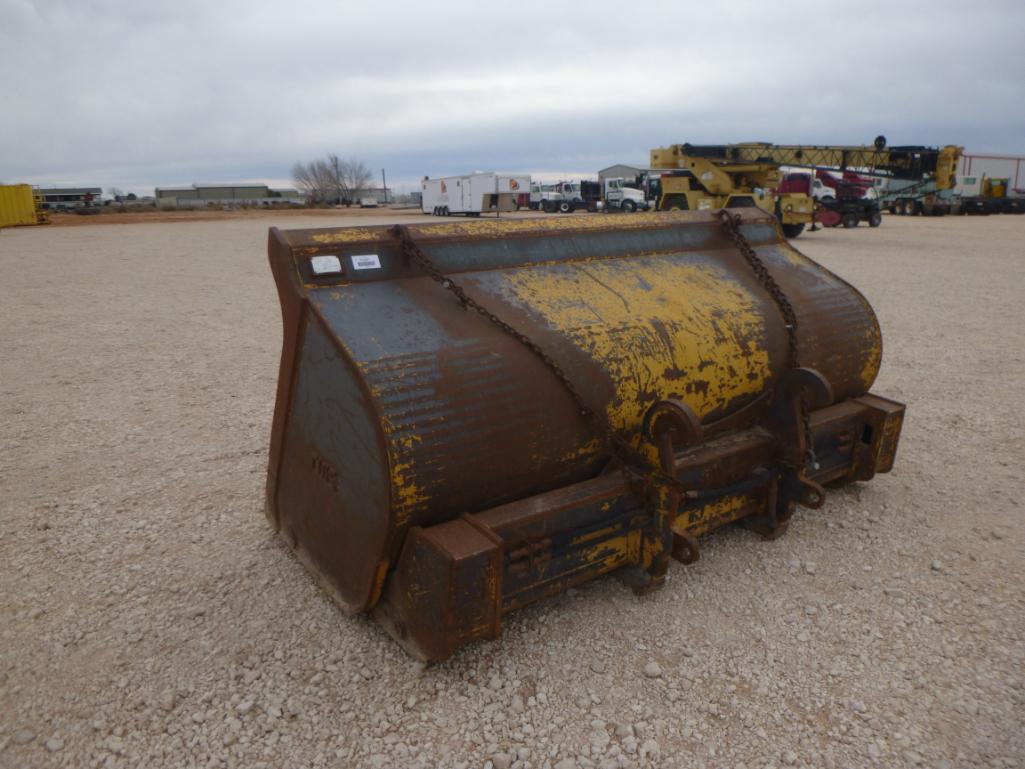 John Deere 624J Loader Bucket