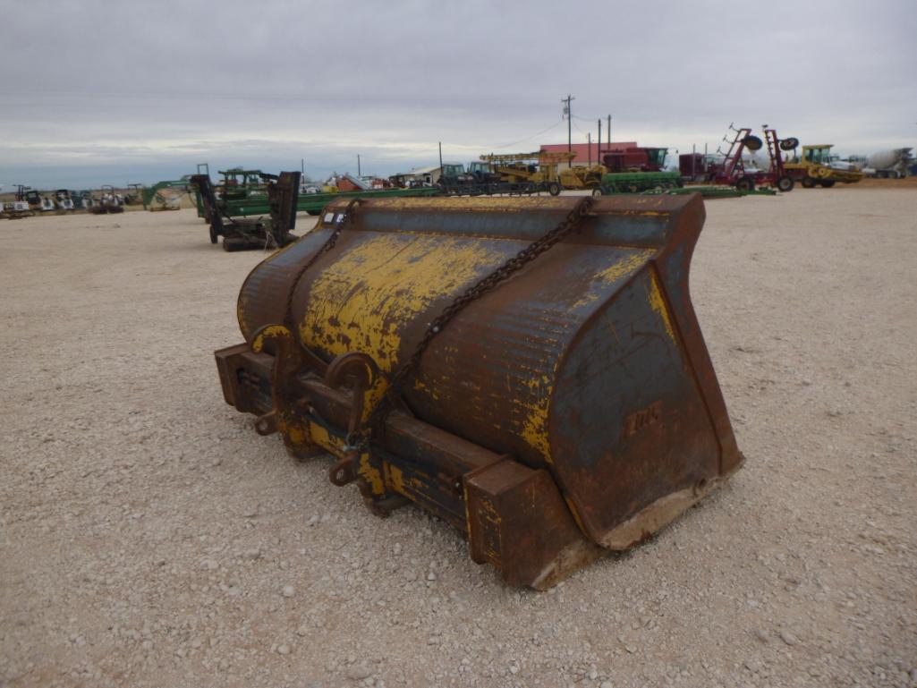 John Deere 624J Loader Bucket