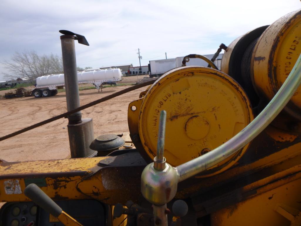 John Deere 750B Crawler Pipe Layer