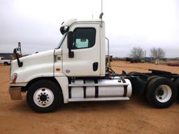 2014 Freightliner Day Cab Truck