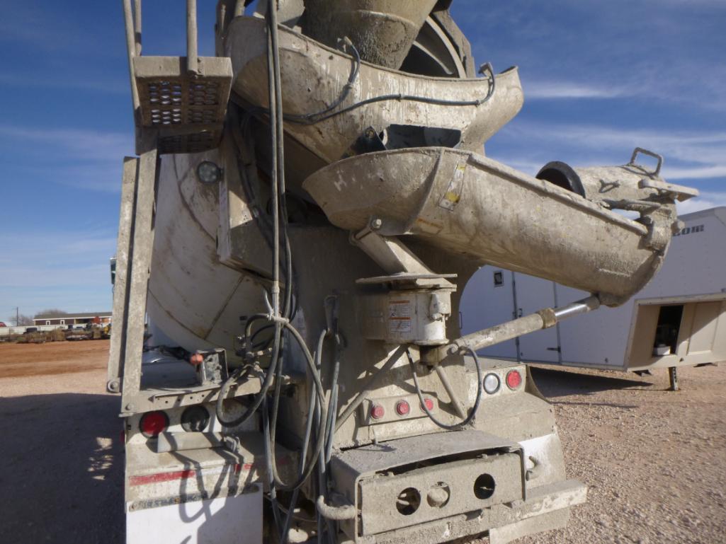 2006 Kenworth T800 Rear Mixer Truck