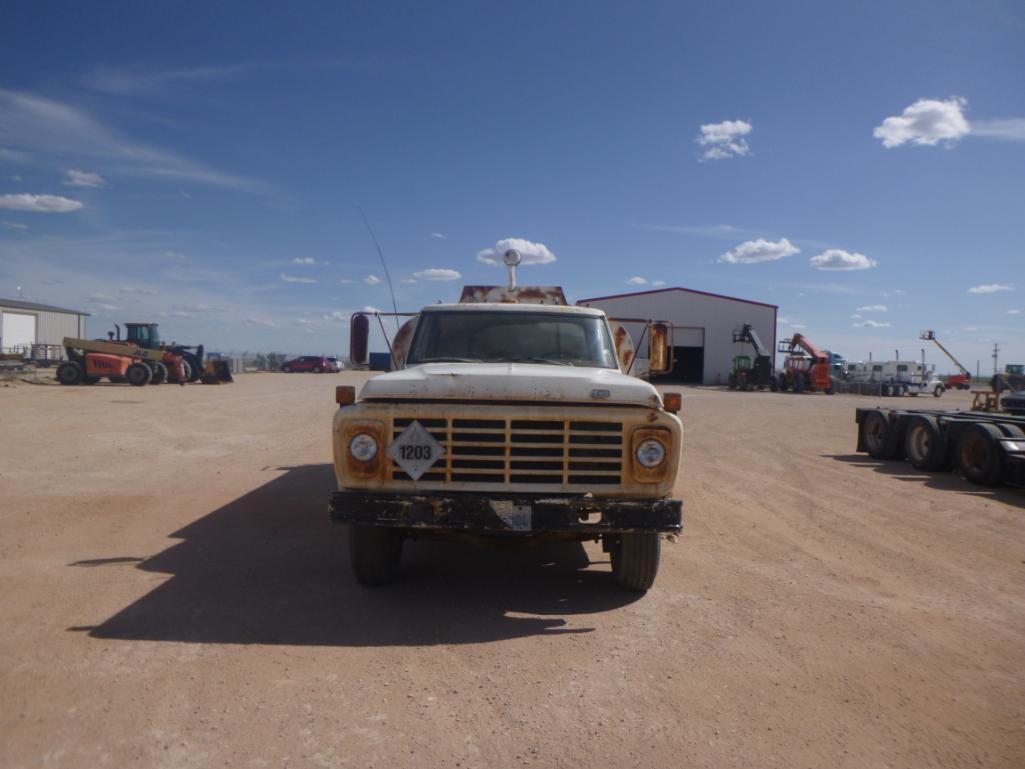 1974 Ford F-700 Fuel Truck