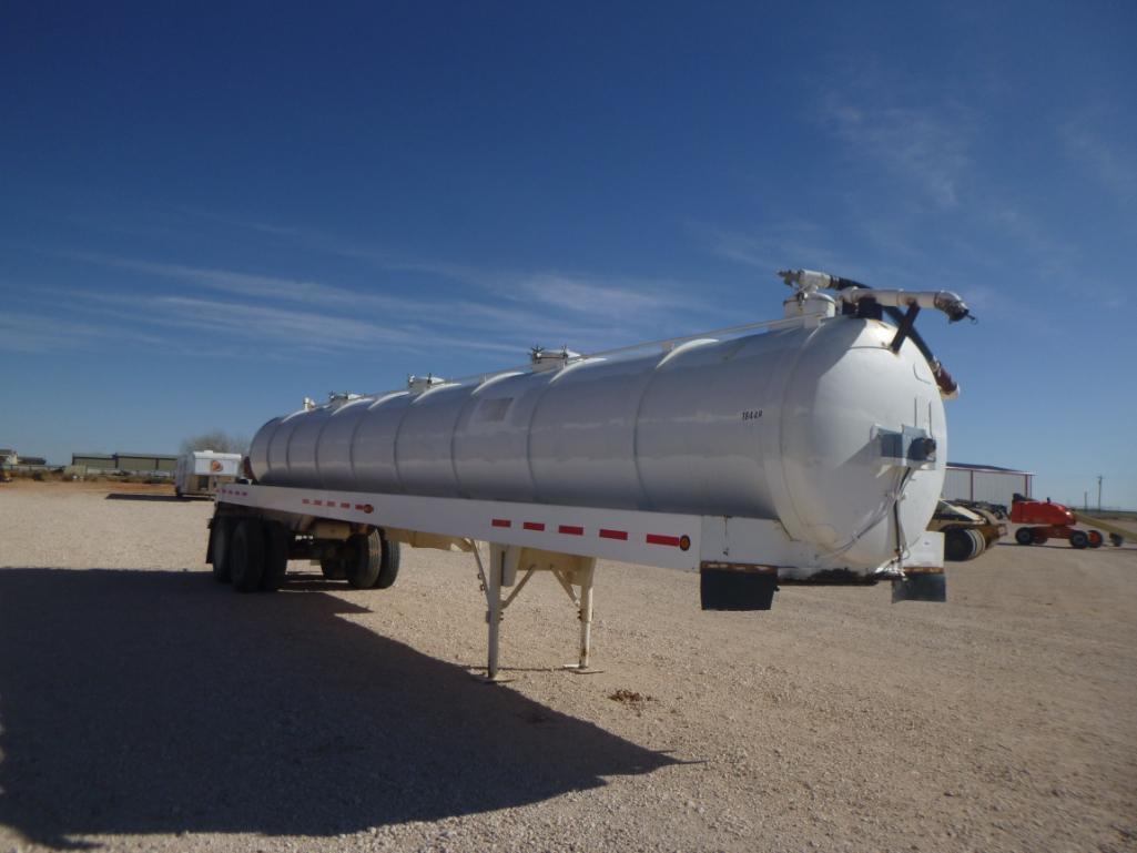 1981 HOBB Tev Vacuum Tank Trailer