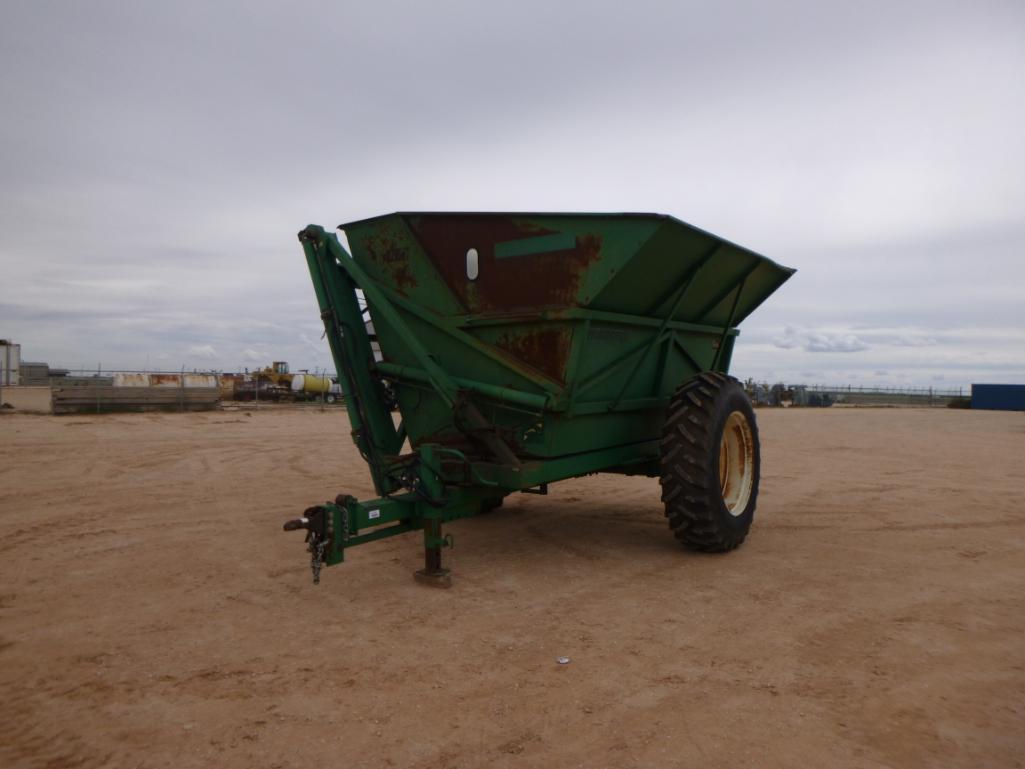 Richardton 960 Peanut Buggy