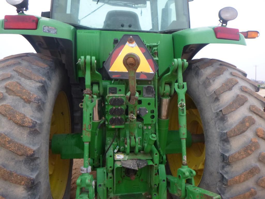 John Deere 7820 Tractor