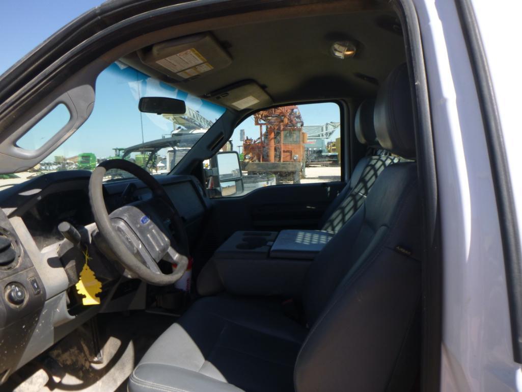 2013 Ford F-250 Flatbed Pickup