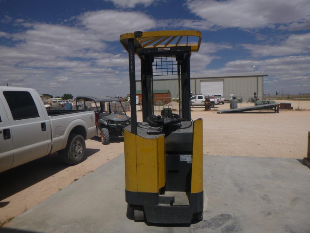 Komatsu FR235-2A Electric Forklift