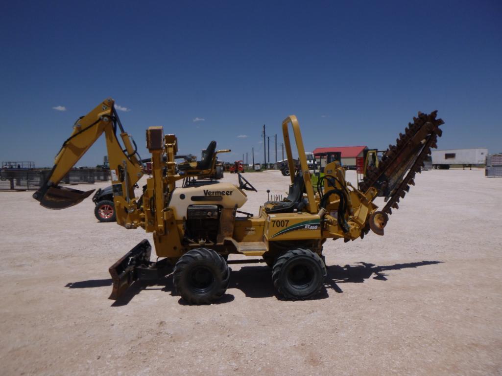 Vermeer RT450 Trencher