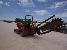 2000 Ditch Witch 5700 Trencher